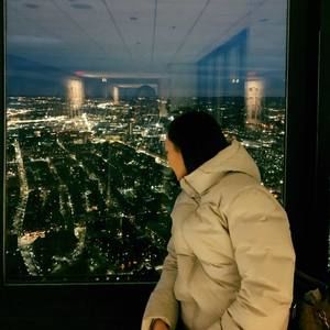 Meet your Posher, Deekey